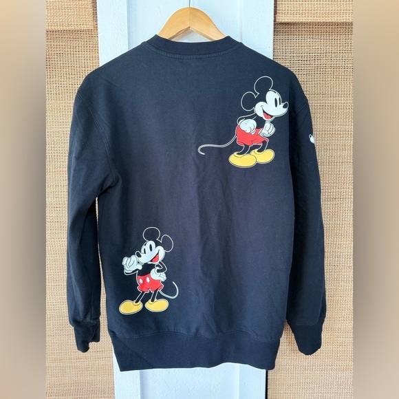 Walt Disney World Unisex Size Small Mickey Mouse Black Long Sleeve Pullover - Picture 3 of 8